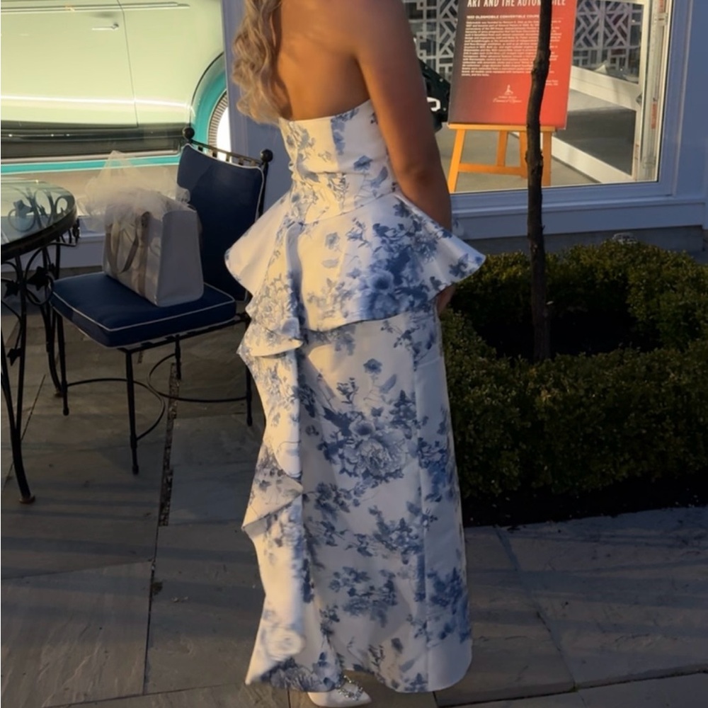 FLORAL STRAPLESS SATIN MAXI DRESS WITH RUFFLE PEPLUM COTTAGE ROSE - Picture 5 of 6